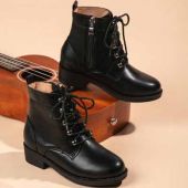 بوت كومبات بكعب مكتنز بسوستة جانبي